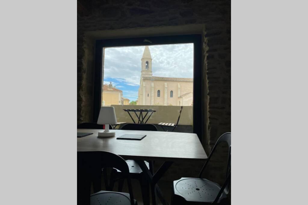 Charmante Maison Face A L'Eglise De Codolet Villa Eksteriør billede